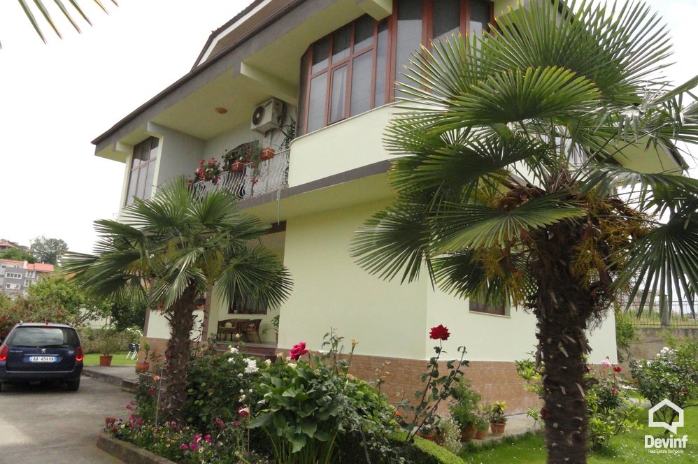 Tirane For Rent Villa Me shume House located near the Lake of Tirana 