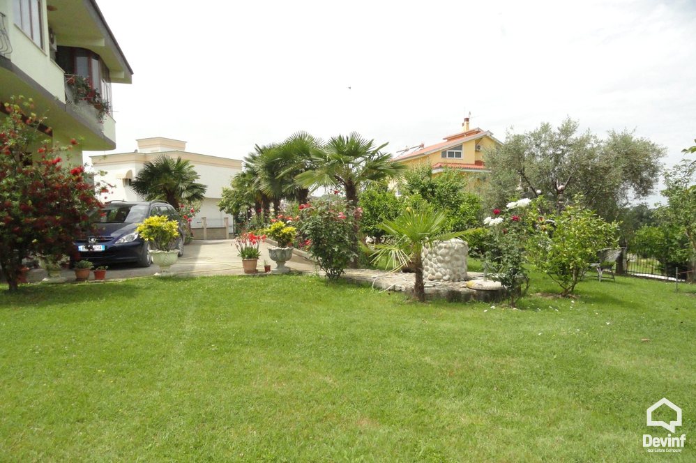 Tirane For Rent Villa Me shume House located near the Lake of Tirana 