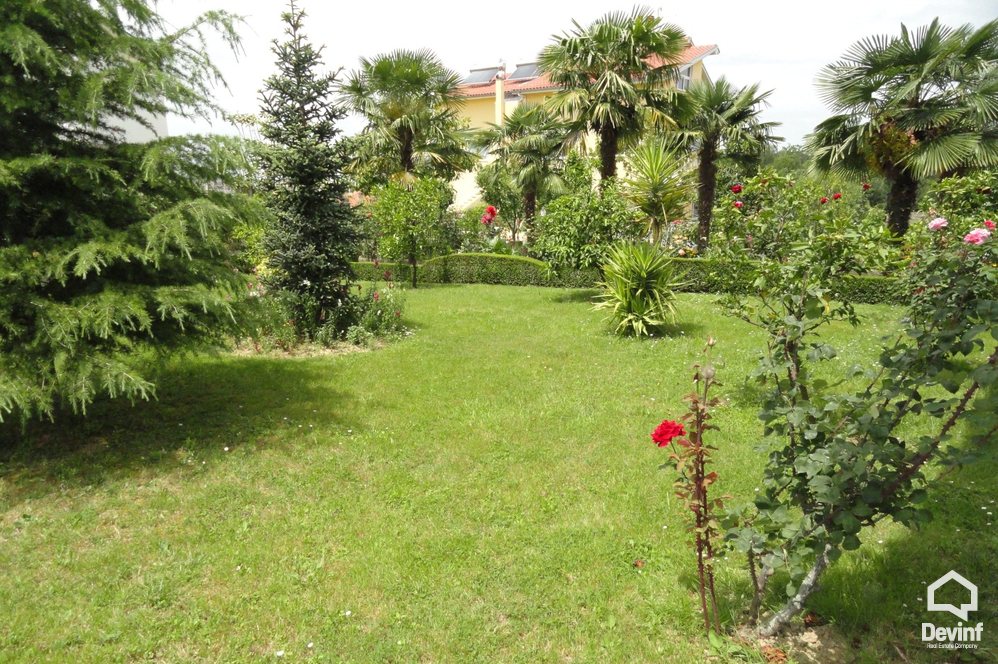 Tirane For Rent Villa Me shume House located near the Lake of Tirana 