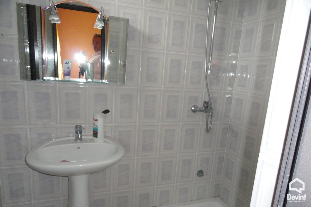 Tirane For Rent Villa Me shume House located near the Lake of Tirana 
