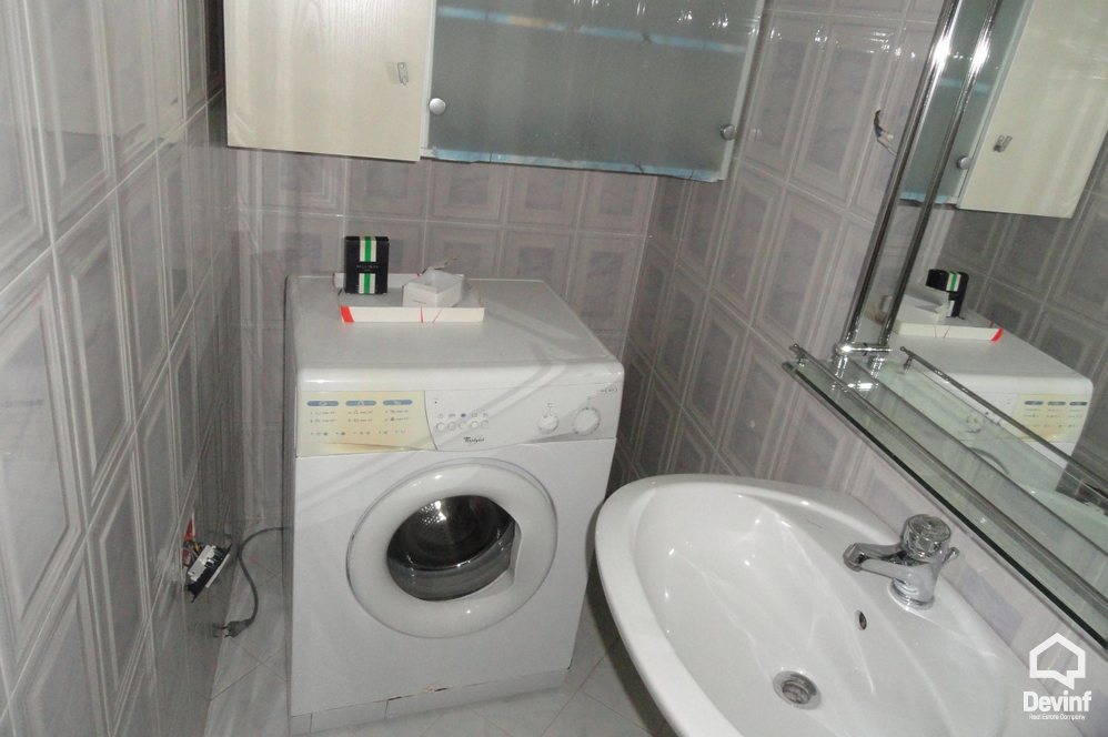 Tirane For Rent Villa Me shume House located near the Lake of Tirana 