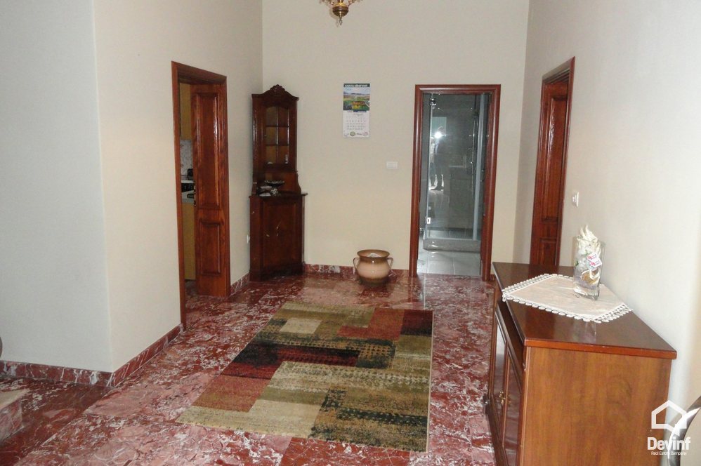 Tirane For Rent Villa  House in Str. Elbasanit 