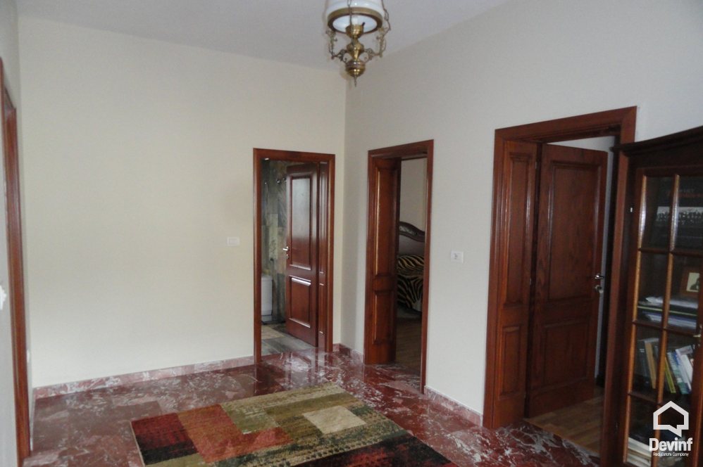 Tirane For Rent Villa  House in Str. Elbasanit 