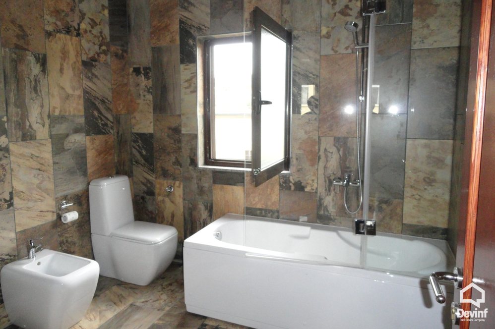 Tirane For Rent Villa  House in Str. Elbasanit 