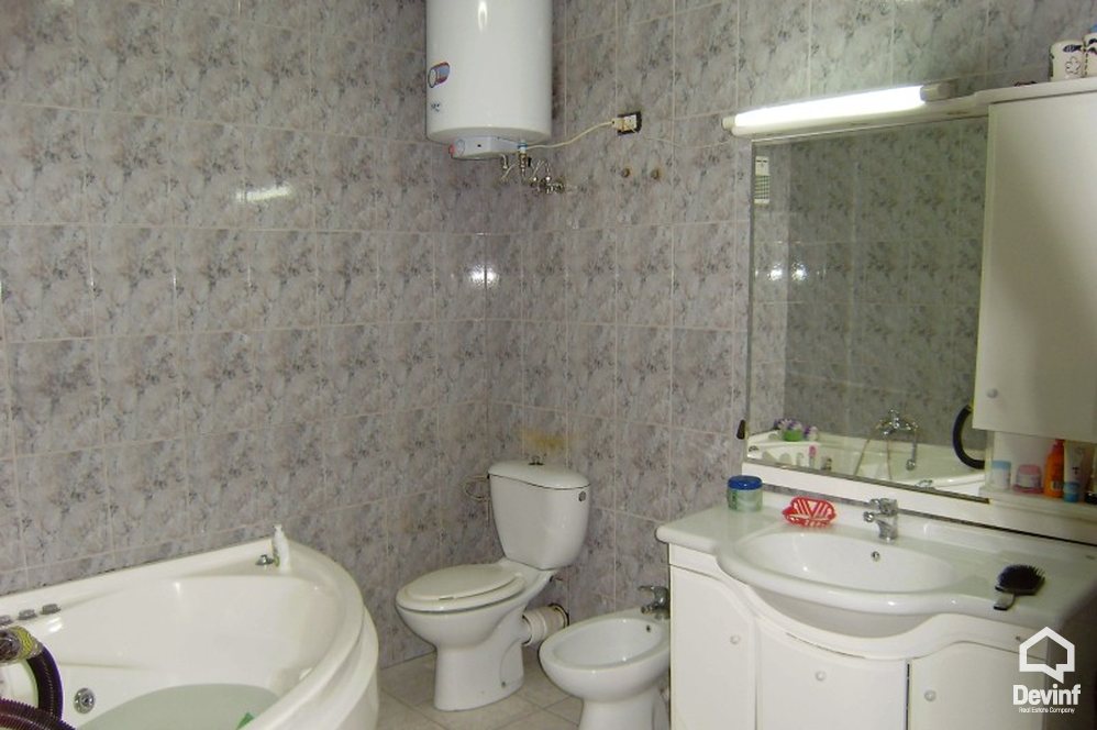 Tirane For Sale Apartment 3+1+A New Building in Ex-Block area.  Apartment