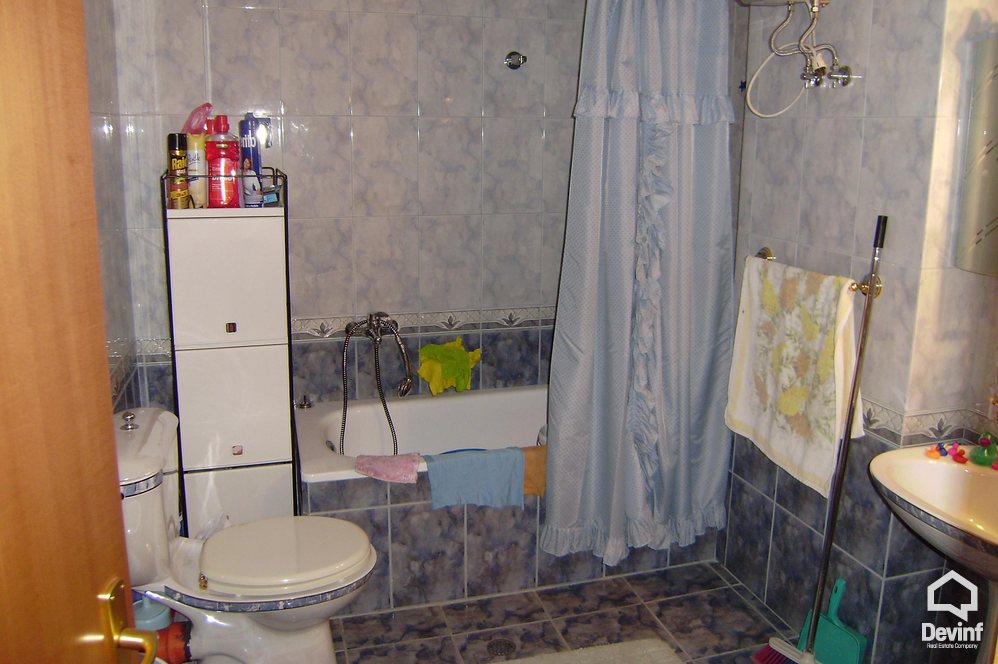 Tirane For Rent Apartment 3+1+A Apartment in a new construction located in the beginning of Myslym Shyri Street very near to the center of Tirana Apartment