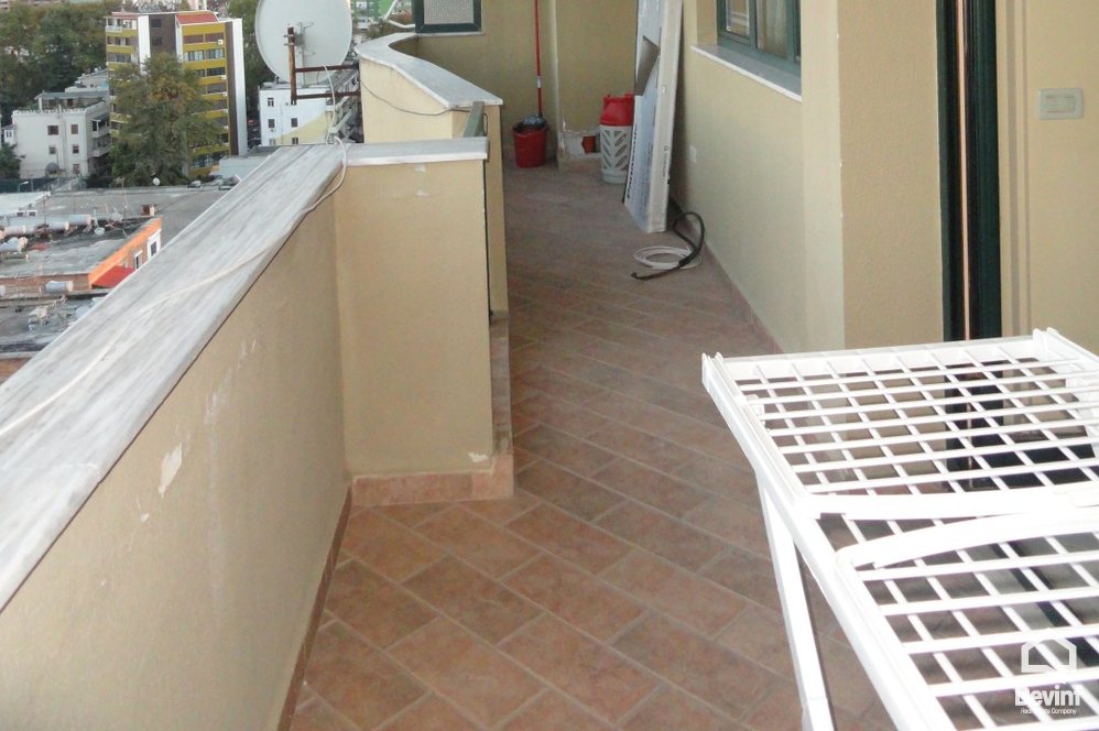 Tirane Qera Apartament 2+1+G Apartament ne Rr. Myslym Shyri apartament