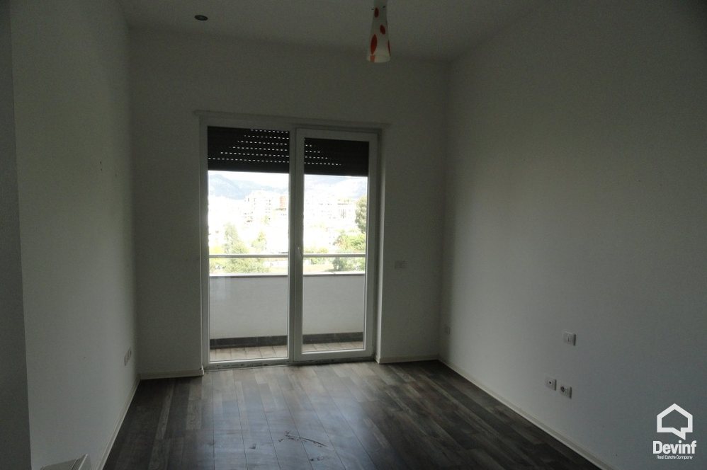 Tirane Qera Apartament 2+1+A Apartament i ri prane liqenit te Tiranes ne Rr. Sami Frasheri apartament
