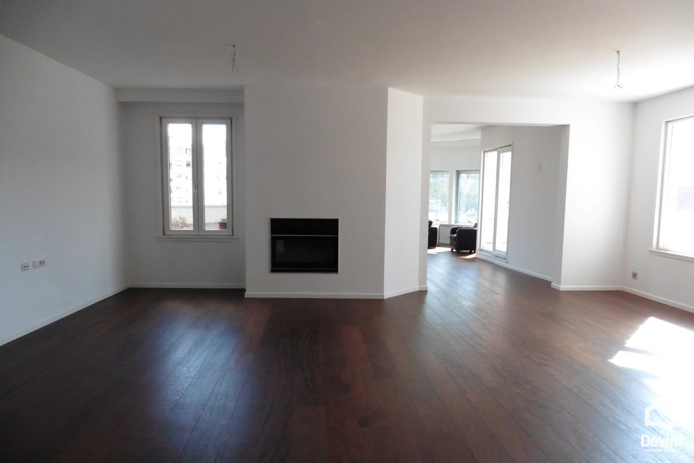 Ne Shitje Apartament 3+1+G Rruga Vaso Pasha Tirane