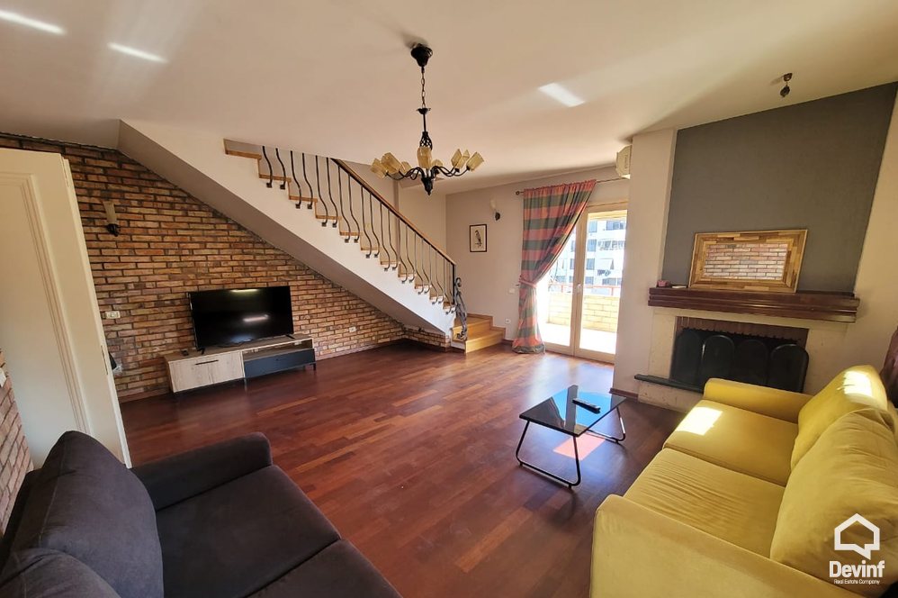 Tirane Qera Apartament 3+1 Apartament ne zone midis Bllokut dhe Parkut te Liqenit Artificial apartament dubleks