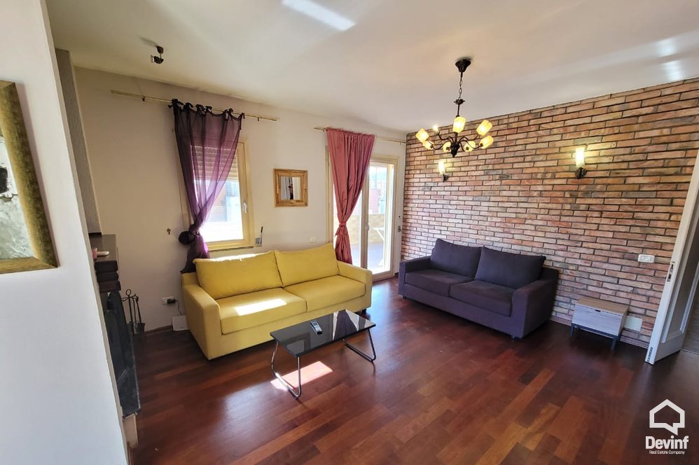 Tirane Qera Apartament 3+1 Apartament ne zone midis Bllokut dhe Parkut te Liqenit Artificial apartament dubleks