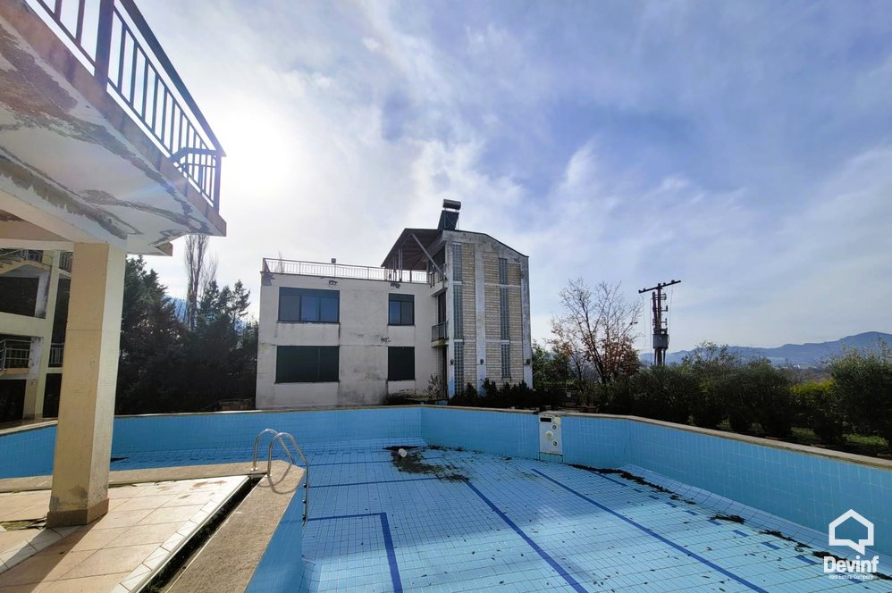 Tirane For Sale Multifunctional Building Me shume se 4 dhoma  Residential Complex Residential Complex Multifunctional Building Hotel restorant turistike turizem azil bujtine
