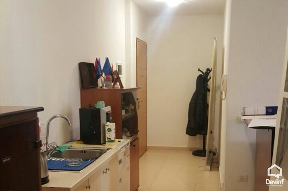 Tirane Qera Zyre 2+1+A Zyre prane Rr. Sami Frasheri zyre
