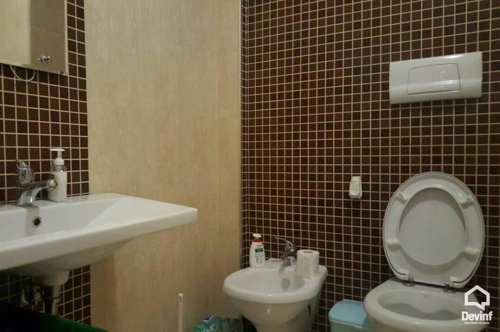 Tirane Qera Zyre 2+1+A Zyre prane Rr. Sami Frasheri zyre