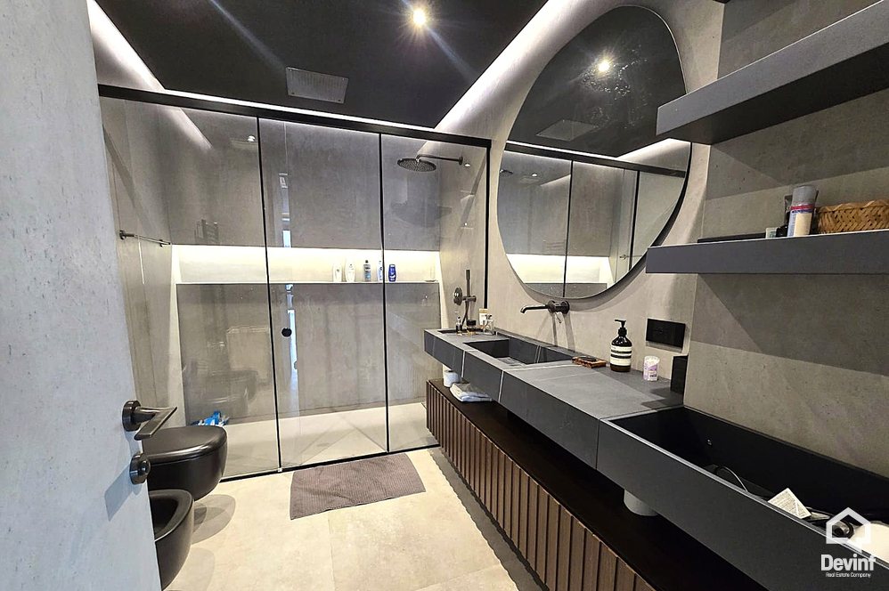 Tirane Qera Apartament 1+1 Pallat i ri ne qender te zones se Bllokut zyre apartament
