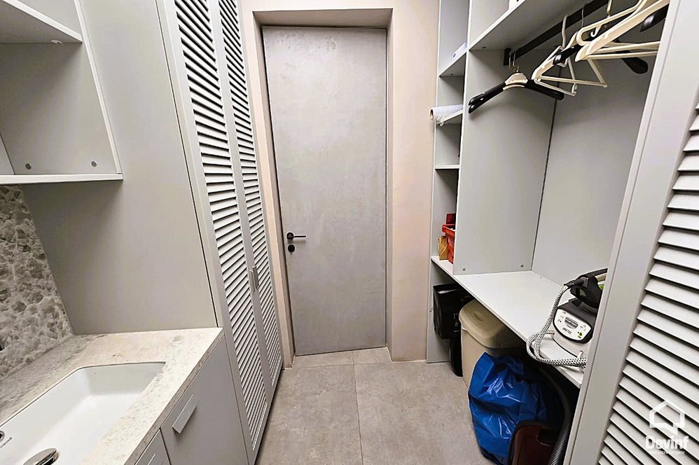 Tirane Qera Apartament 1+1 Pallat i ri ne qender te zones se Bllokut zyre apartament