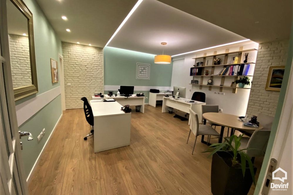 Tirane Qera Apartament 2+1+G Apartament per zyre ne zonen e Bllokut apartament zyre