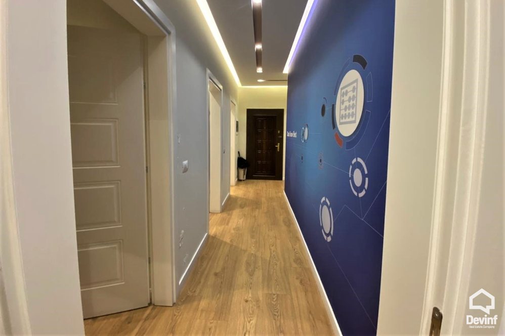 Tirane Qera Apartament 2+1+G Apartament per zyre ne zonen e Bllokut apartament zyre