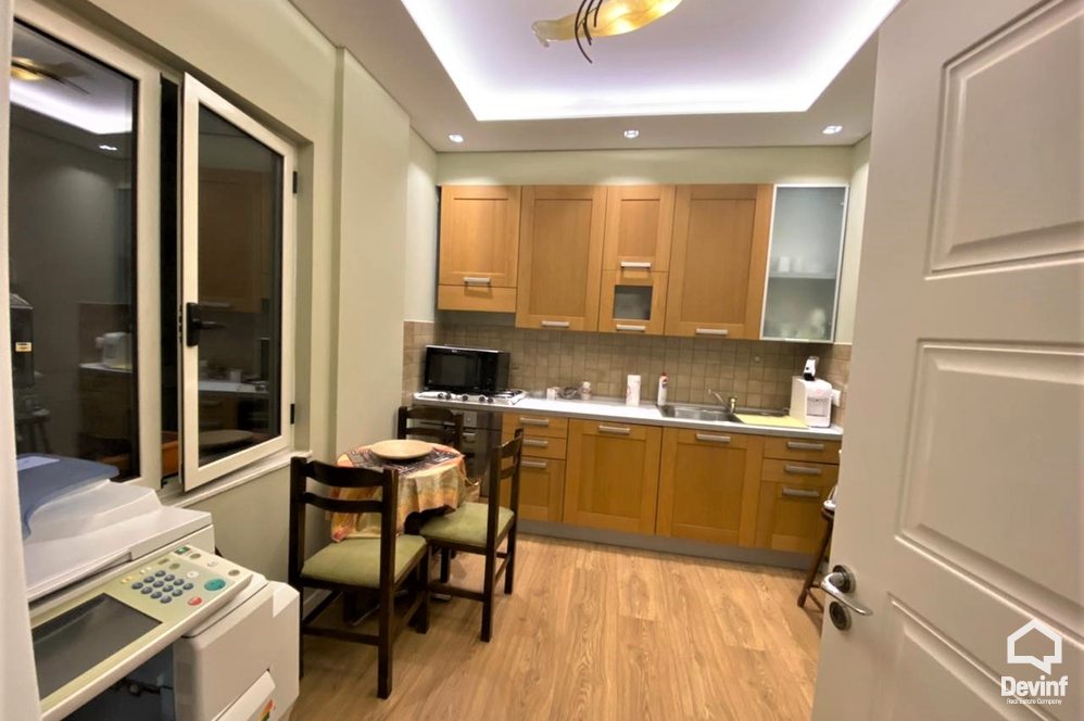 Tirane Qera Apartament 2+1+G Apartament per zyre ne zonen e Bllokut apartament zyre