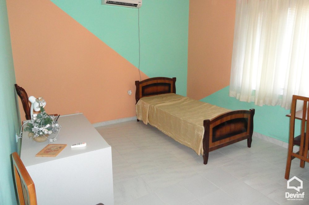 Tirane Qera Apartament 2+1+G Vile ndodhet ne zonen e vilave te Selites kat vile