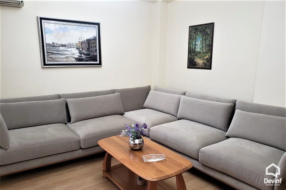 Tirane Qera Apartament 2+1+G Apartament ne pallat te ri ne Rr. Kavajes shume prane rruges se ambasadave apartament