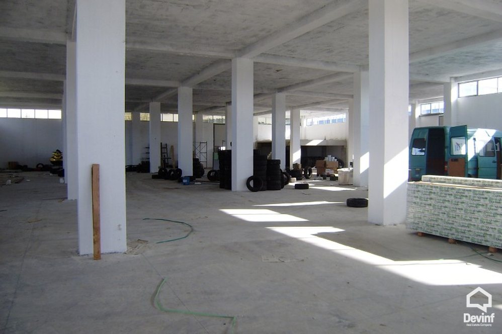 Tirane Qera Magazine  Autostrada Tirane-Vore apartament