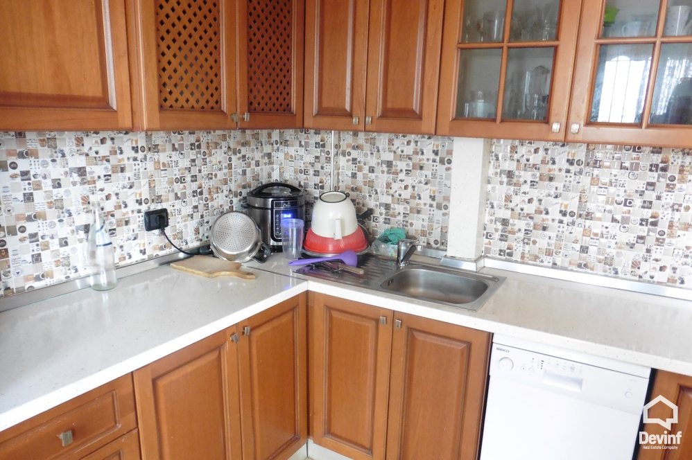 Tirane Shitje Apartament 3+1+A Apartament ne Rr. Myslym Shyri bregdet kompleks rezidencial vile
