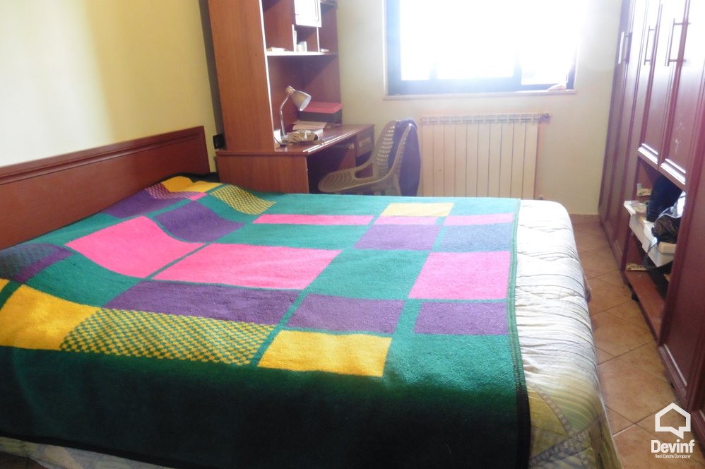 Tirane Shitje Apartament 3+1+A Apartament ne Rr. Myslym Shyri bregdet kompleks rezidencial vile