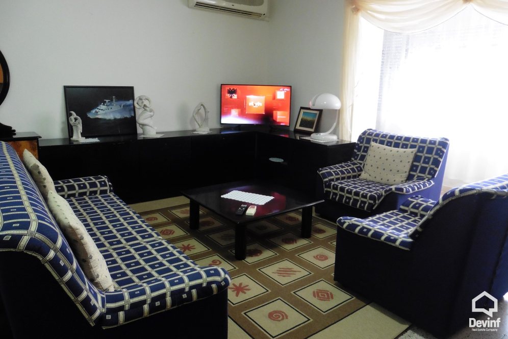 Tirane Qera Apartament Garsoniere Prane rruges se Elbasanit. garsoniere