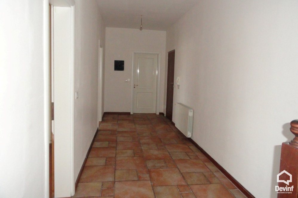 Tirane Qera Apartament 3+1+G Apartament ne qender te Tiranes apartament