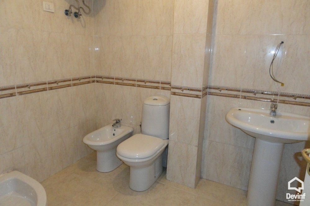 Tirane Qera Apartament 3+1+G Apartament ne qender te Tiranes apartament