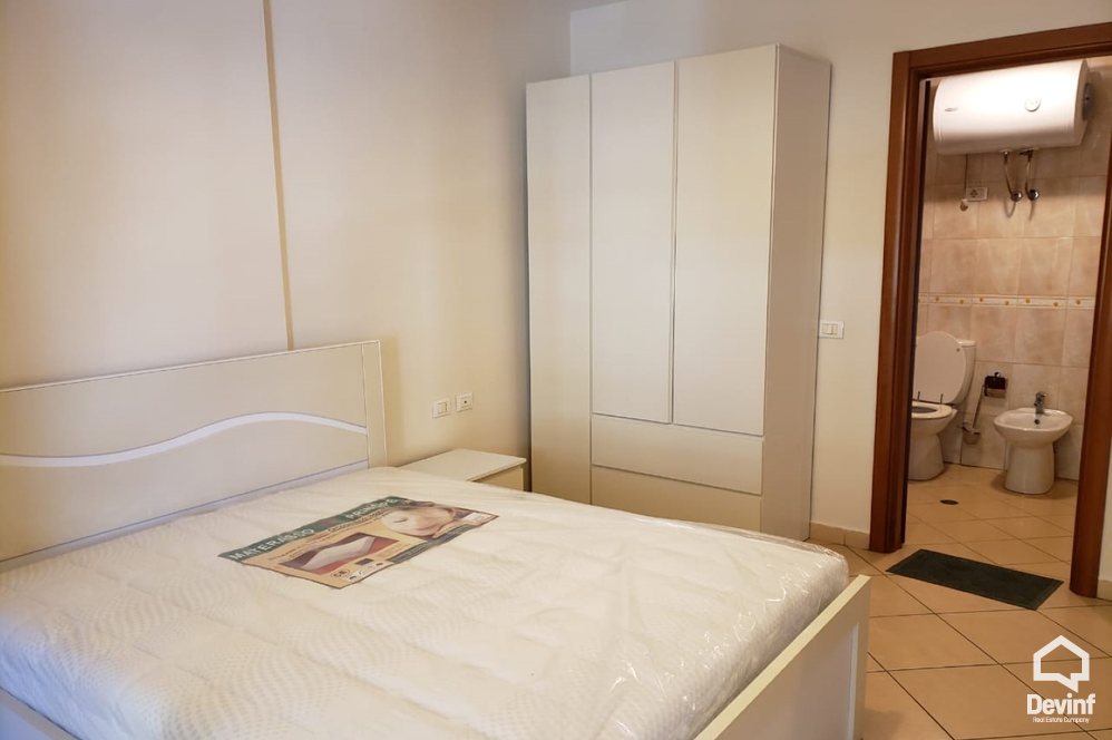 Tirane Qera Apartament 3+1+A Rr. Barrikadave apartament