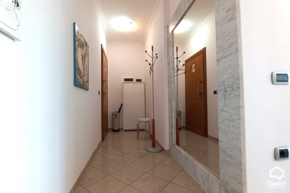 Tirane Qera Apartament 1+1 Apartament i ri prane zones se Bllokut apartament