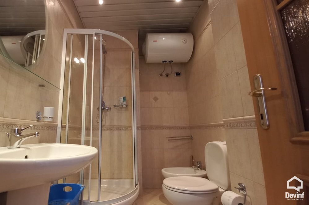 Tirane Qera Apartament 1+1 Apartament i ri prane zones se Bllokut apartament