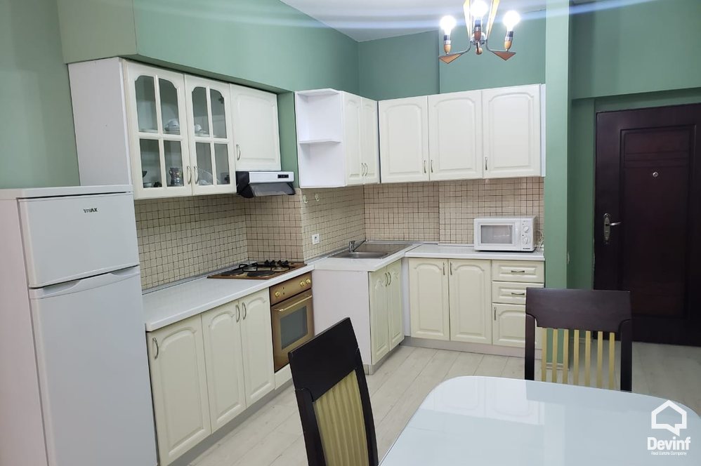 Tirane Qera Apartament 2+1+A Apartament ne Rr. Elbasanit apartament
