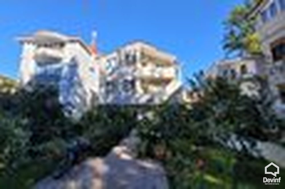 Tirane For Rent Villa Me shume se 4 dhoma Villa situated close to United States Embassy Compound area Villa
