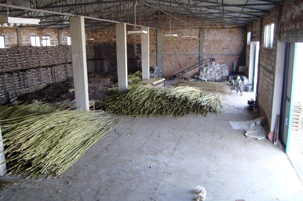 Tirane For Sale Warehouse  Positioned on the Highway Durres-Tirana, the 6 KM from Durres.  