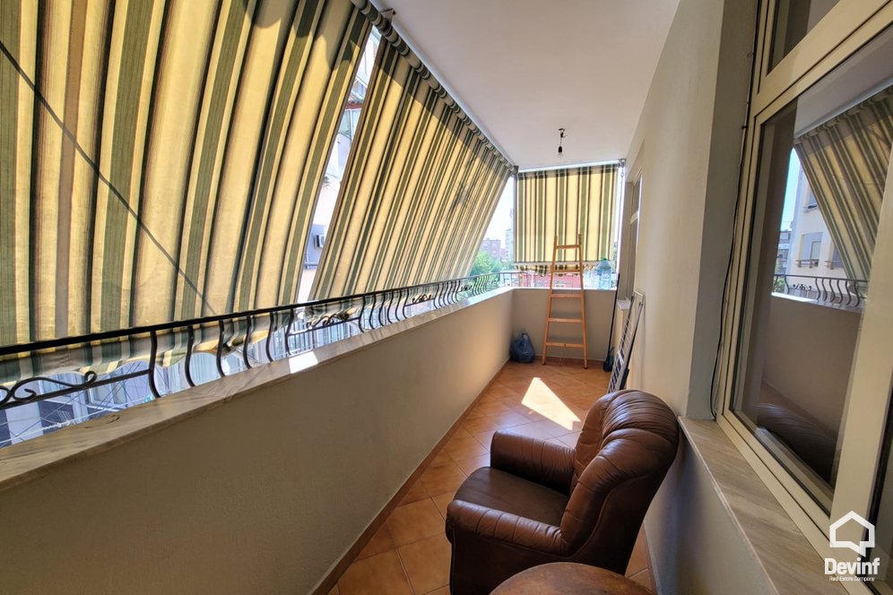 Tirane Qera Apartament 2+1+A Apartament ne Rr. Fortuzi apartament