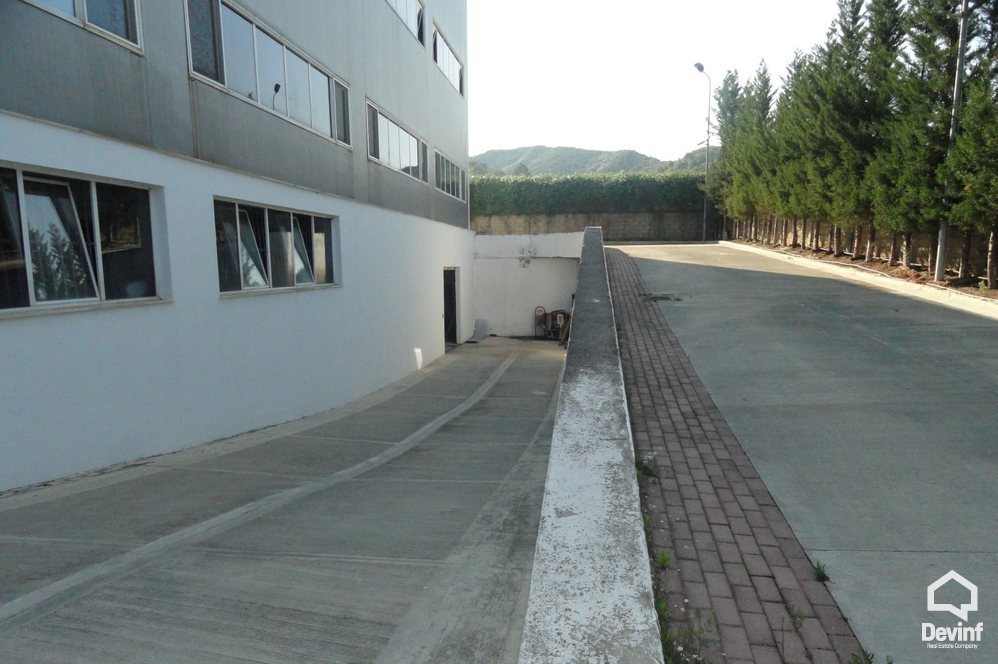 Tirane Qera Magazine  Rruga Vore-Marikaj toke per ndertim