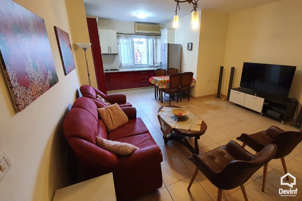 Tirane Qera Apartament 1+1+A Apartament prane zones se Bllokut apartament