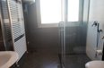 Tirane Qera Apartament 3+1+G Apartamenti ndodhet ne nje ndertim te ri prane Piramides apartament