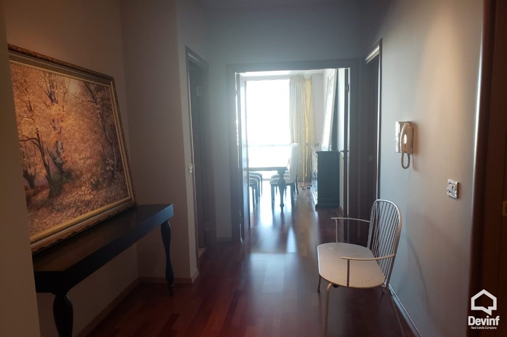 Tirane Qera Apartament 3+1+G Apartamenti ndodhet ne nje ndertim te ri prane Piramides apartament