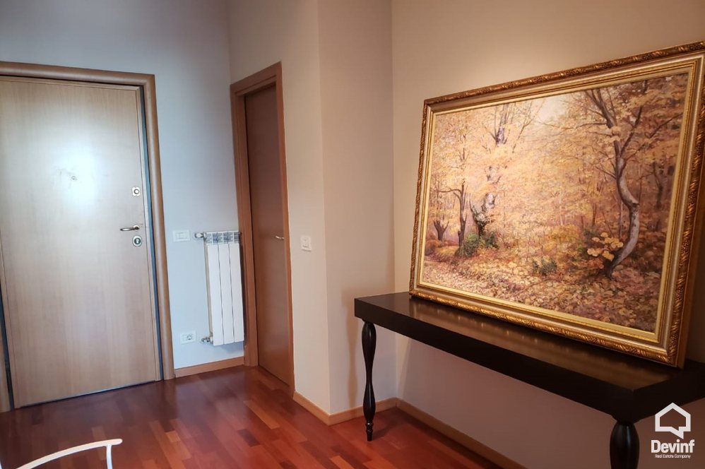 Tirane Qera Apartament 3+1+G Apartamenti ndodhet ne nje ndertim te ri prane Piramides apartament