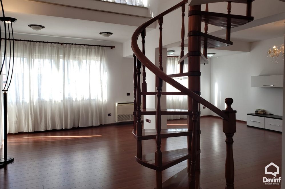 Tirane Qera Apartament 3+1+G Apartament dubleks ne zonen e Bllokut apartament