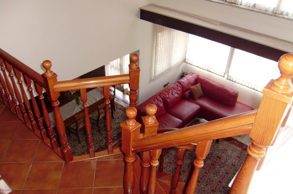 Tirane Qera Apartament 3+1+G Apartament dubleks ne zonen e Bllokut apartament