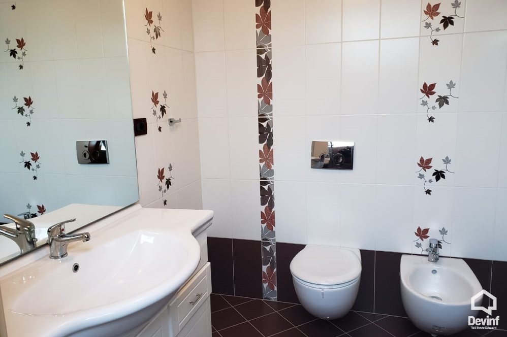 Tirane Qera Apartament 3+1+G Apartament dubleks ne zonen e Bllokut apartament