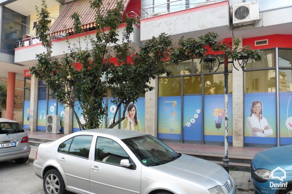 Tirane Shitje Dyqan  Dyqani ndodhet prane Pazarit te Ri zyre dyqan