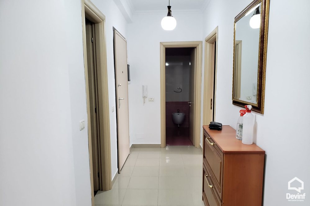 Tirane Qera Apartament 2+1+A Apartament i ri i cili ndodhet ne Rr. Barrikadave apartament