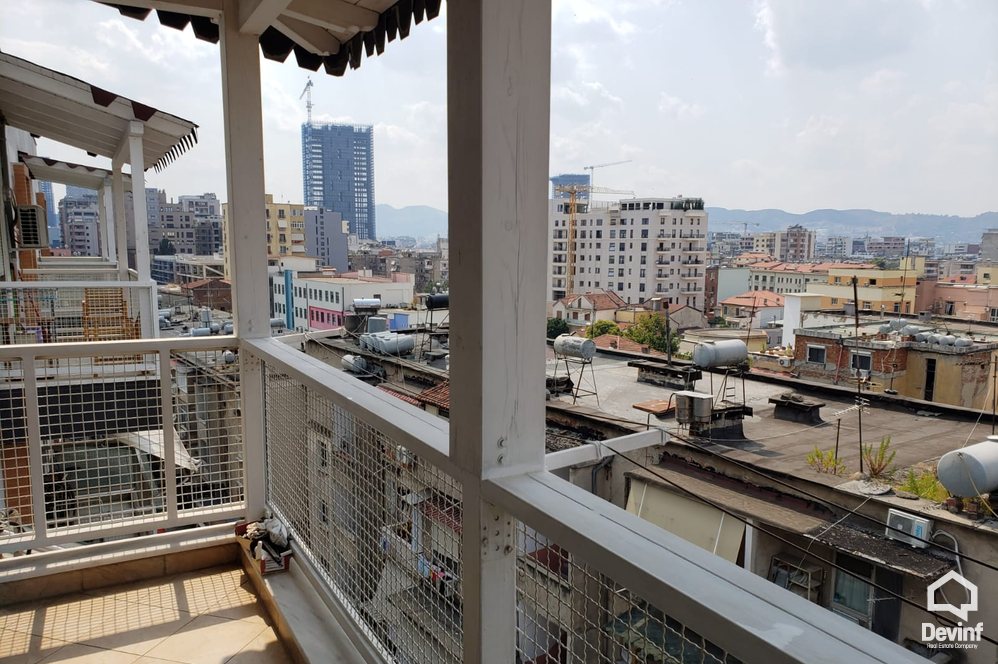 Tirane Qera Apartament 2+1+A Apartament i ri i cili ndodhet ne Rr. Barrikadave apartament