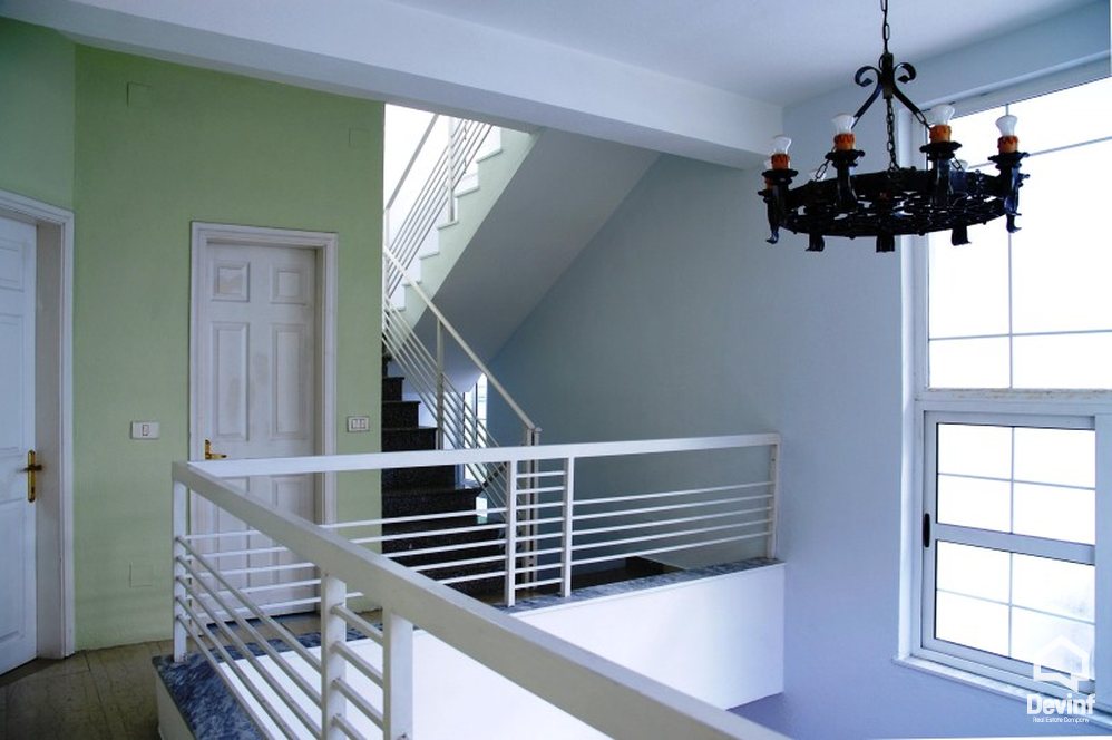 Durres For Sale Villa 3+1+G This villa is positioned in Golem beach, Durres. Residential Complex